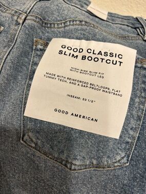 Good American Classic Slim Bootcut Jeans - Light Blue Denim -stretchy